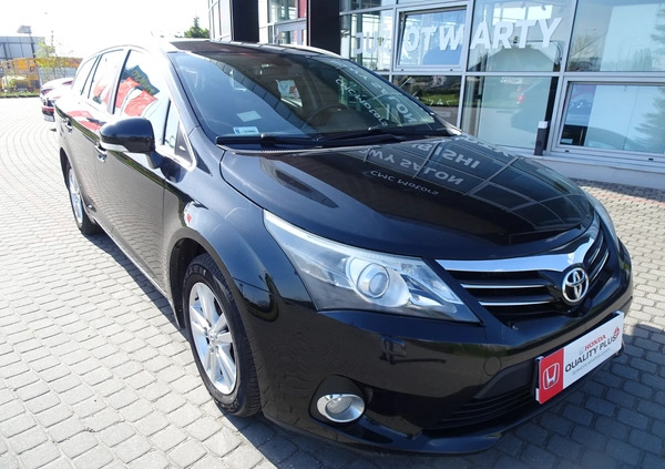 Toyota Avensis cena 43900 przebieg: 170769, rok produkcji 2013 z Stronie Śląskie małe 172